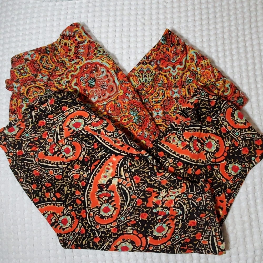 2 LuLaRoe Leggings One Size